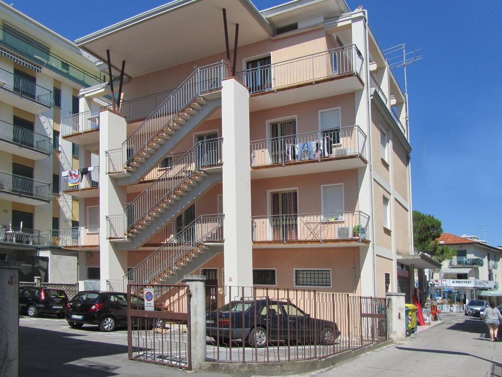 Giannina Apartman Lido di Jesolo Kültér fotó